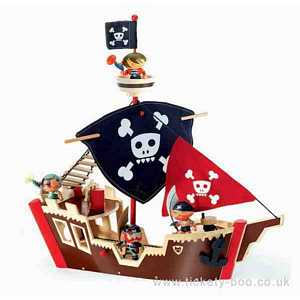 Ze Pirate Boat Arty Toy by Djeco